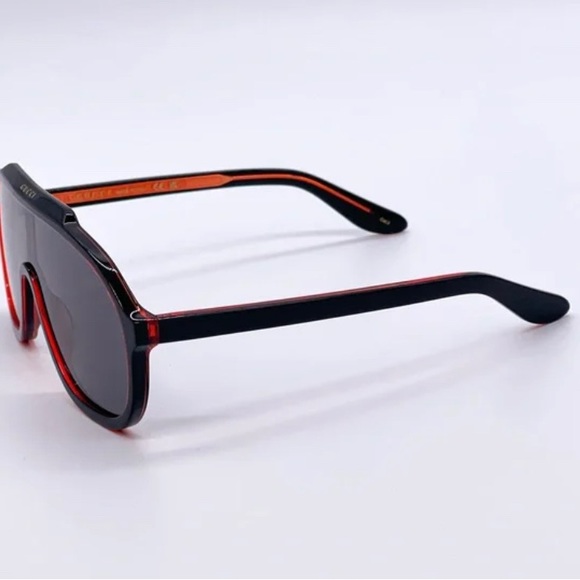 New Authentic- GUCCI GG1038S SUNGLASSES 001 Black & Red - Picture 9 of 14